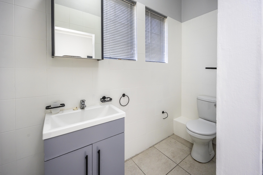 To Let 3 Bedroom Property for Rent in Beacon Bay Eastern Cape